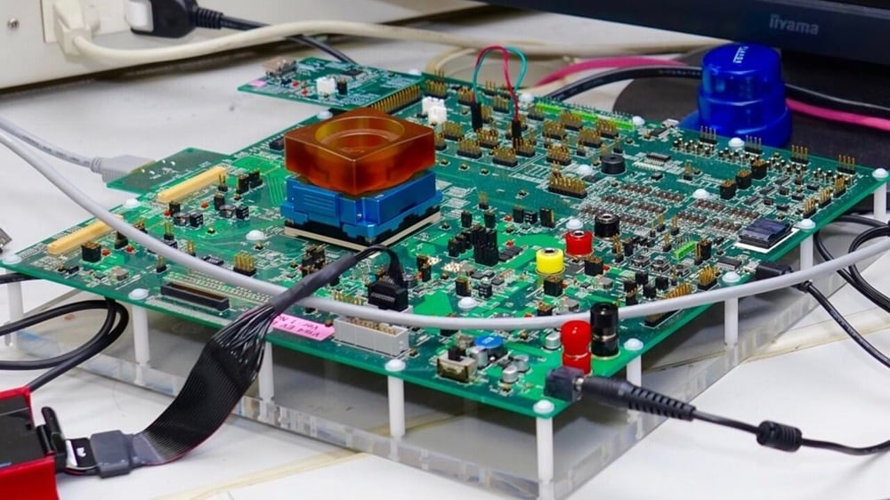 東芝の技術者が教える　半導体開発入門